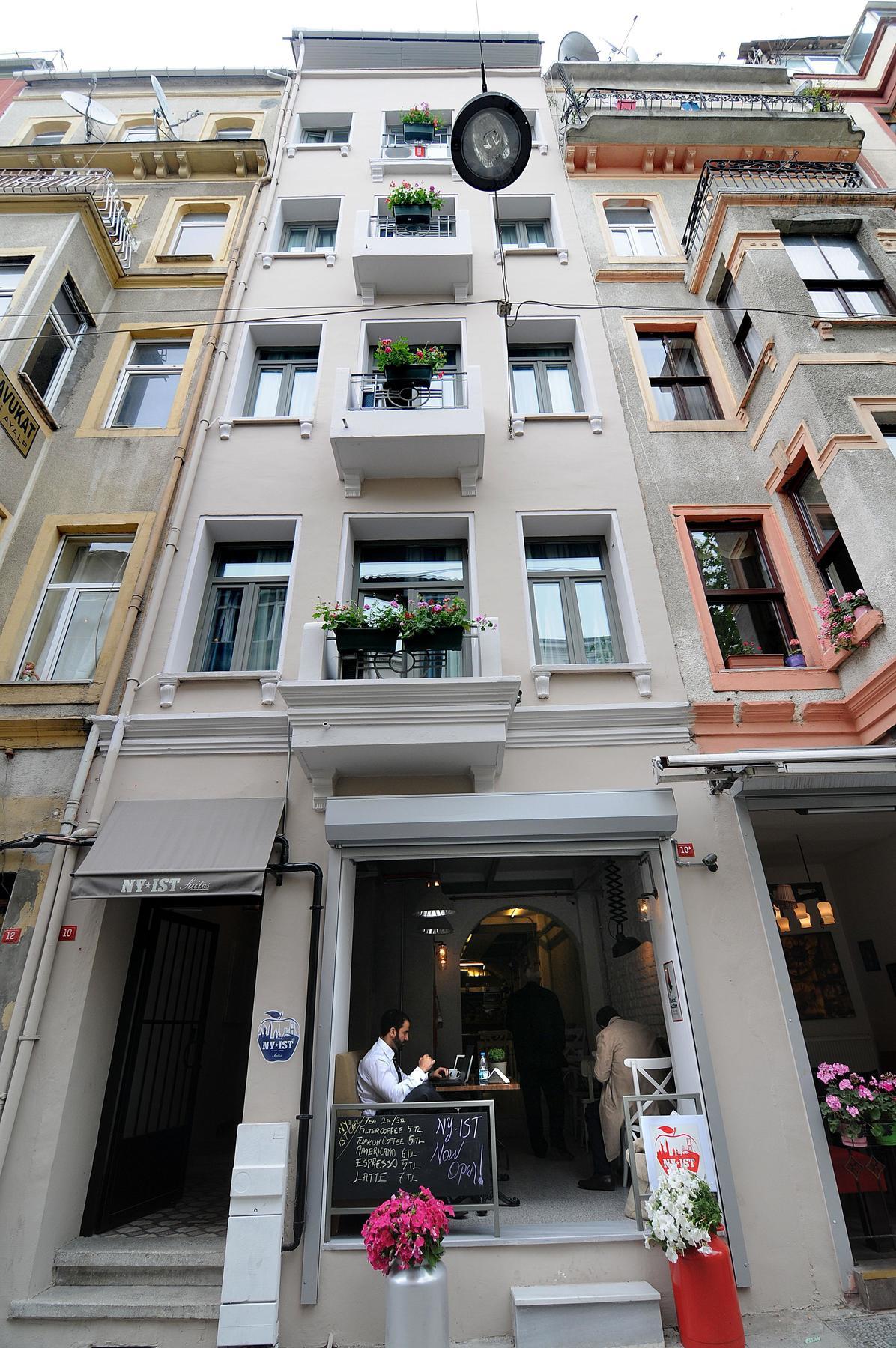 Taksim Safe House Hotel Istanbul Exterior photo